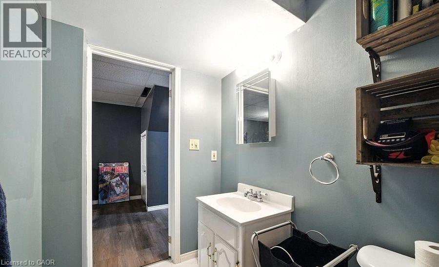 1030 PEARSON Drive, Woodstock, Ontario, N4S8V1 — Photo 3