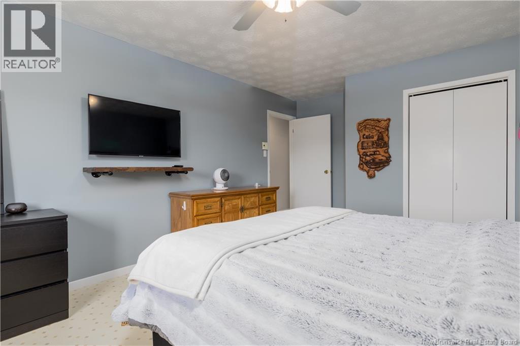 #11 127 Lafrance Street - 14