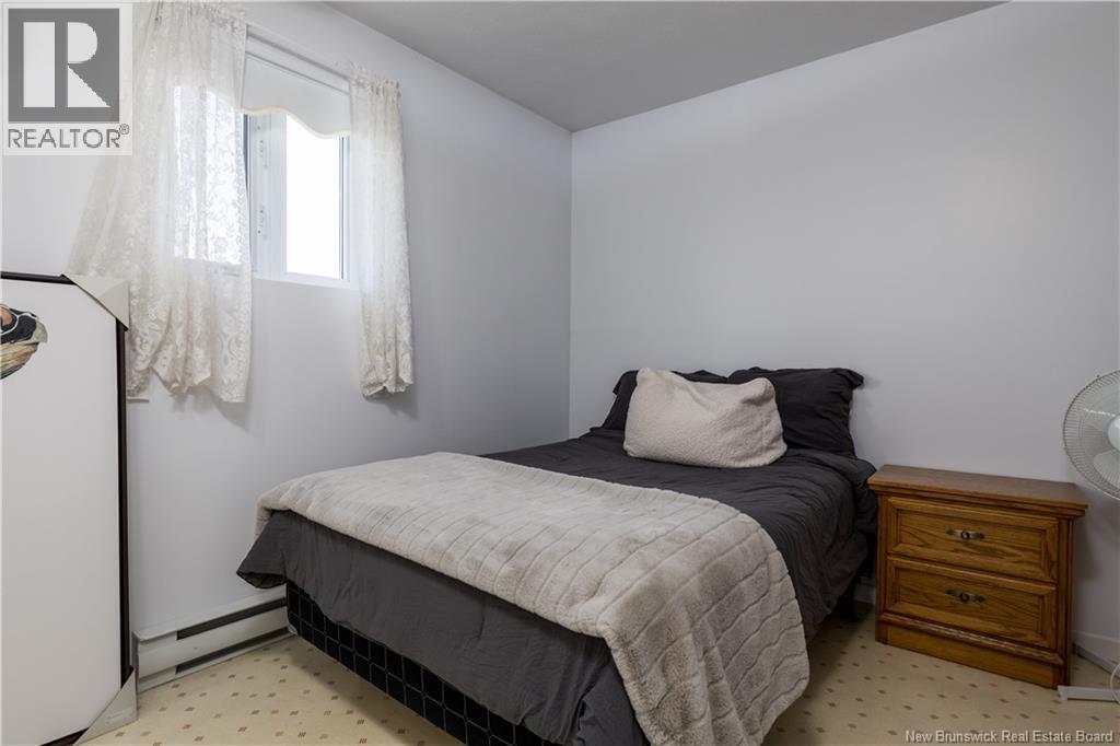 #11 127 Lafrance Street - 16
