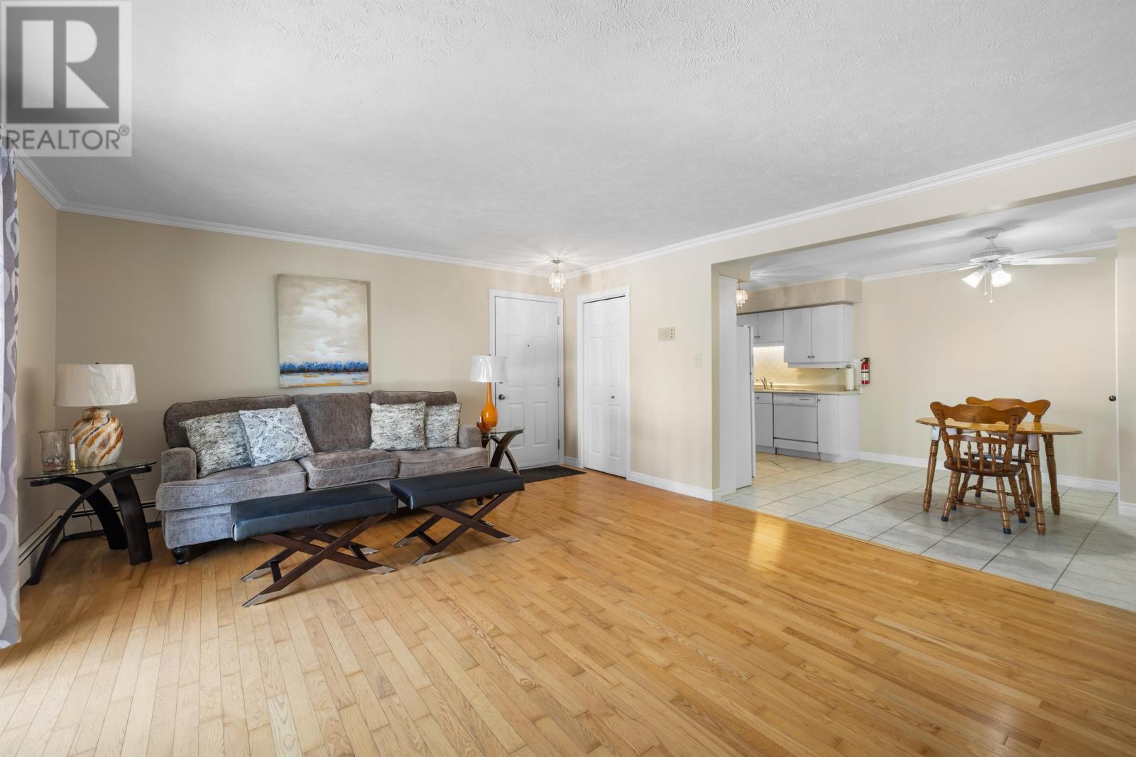 8-152 MAYPOINT ROAD - 8