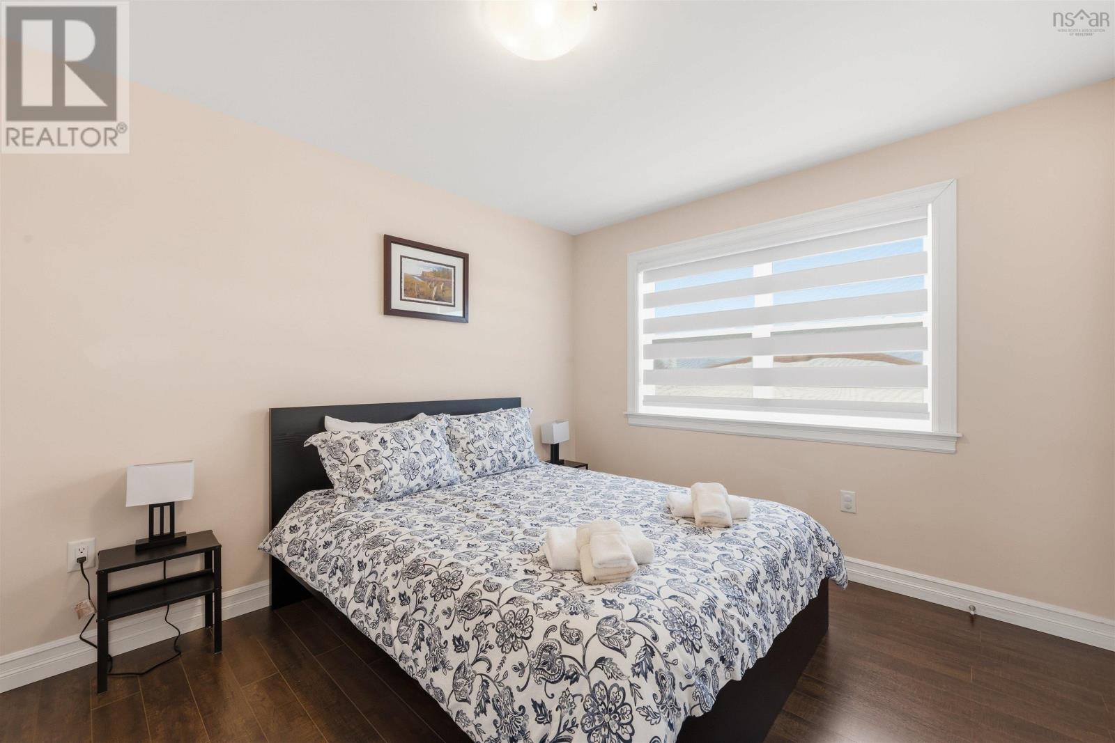 Property 24 of 42 of 41 Hillcrest Street