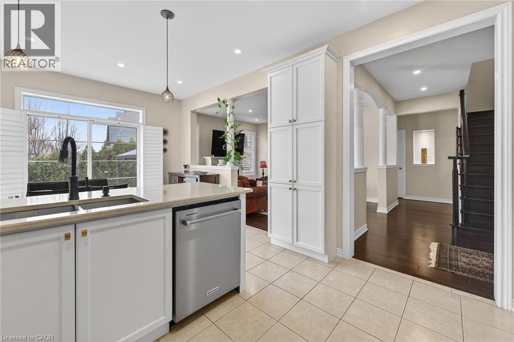 3 GRANDELL Drive - 10