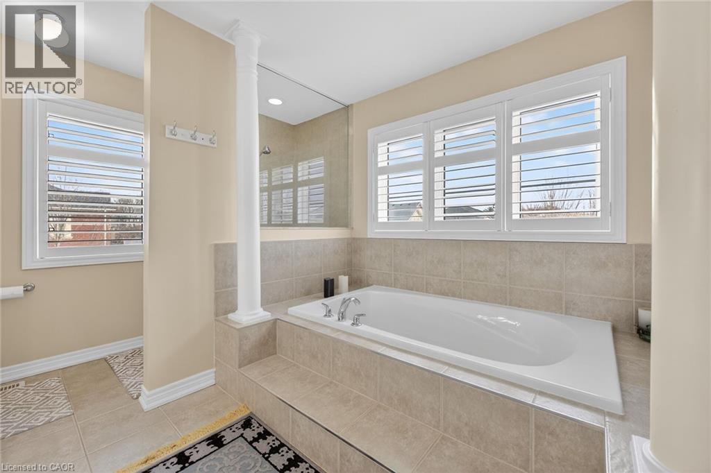 3 GRANDELL Drive - 42