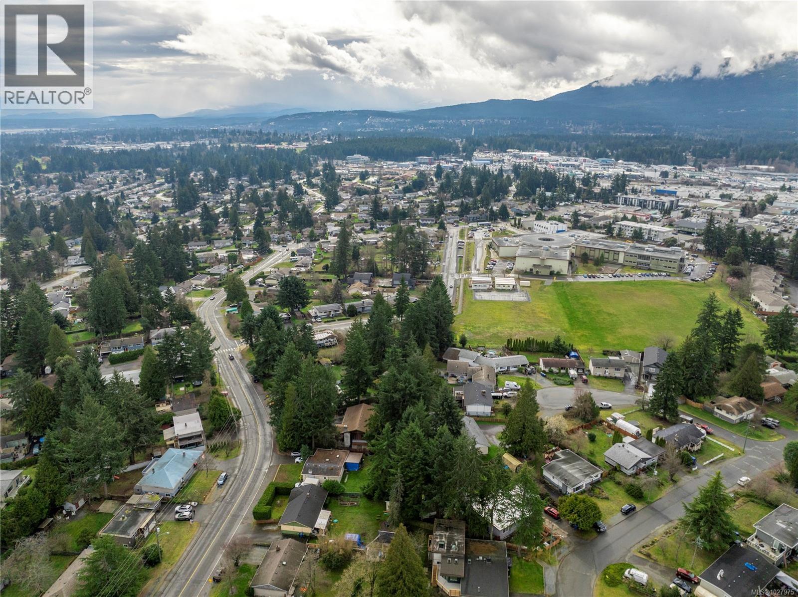 3224 UPLANDS DR - 37