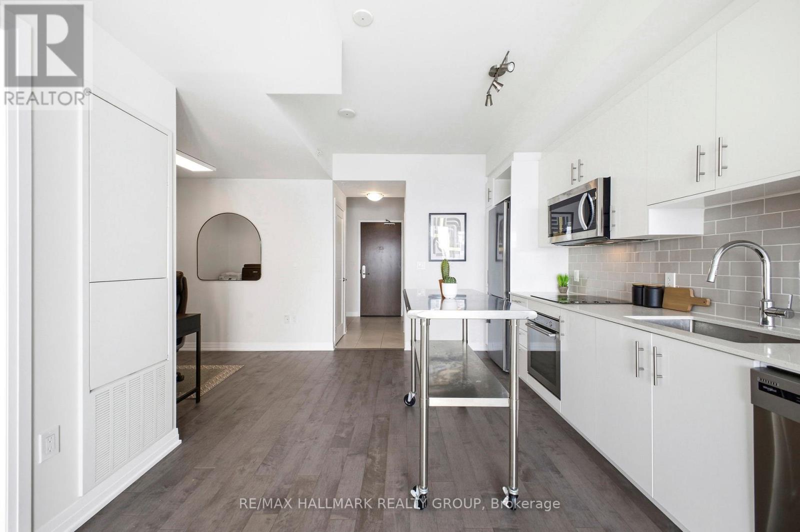 #3703 805 CARLING AVENUE - 20