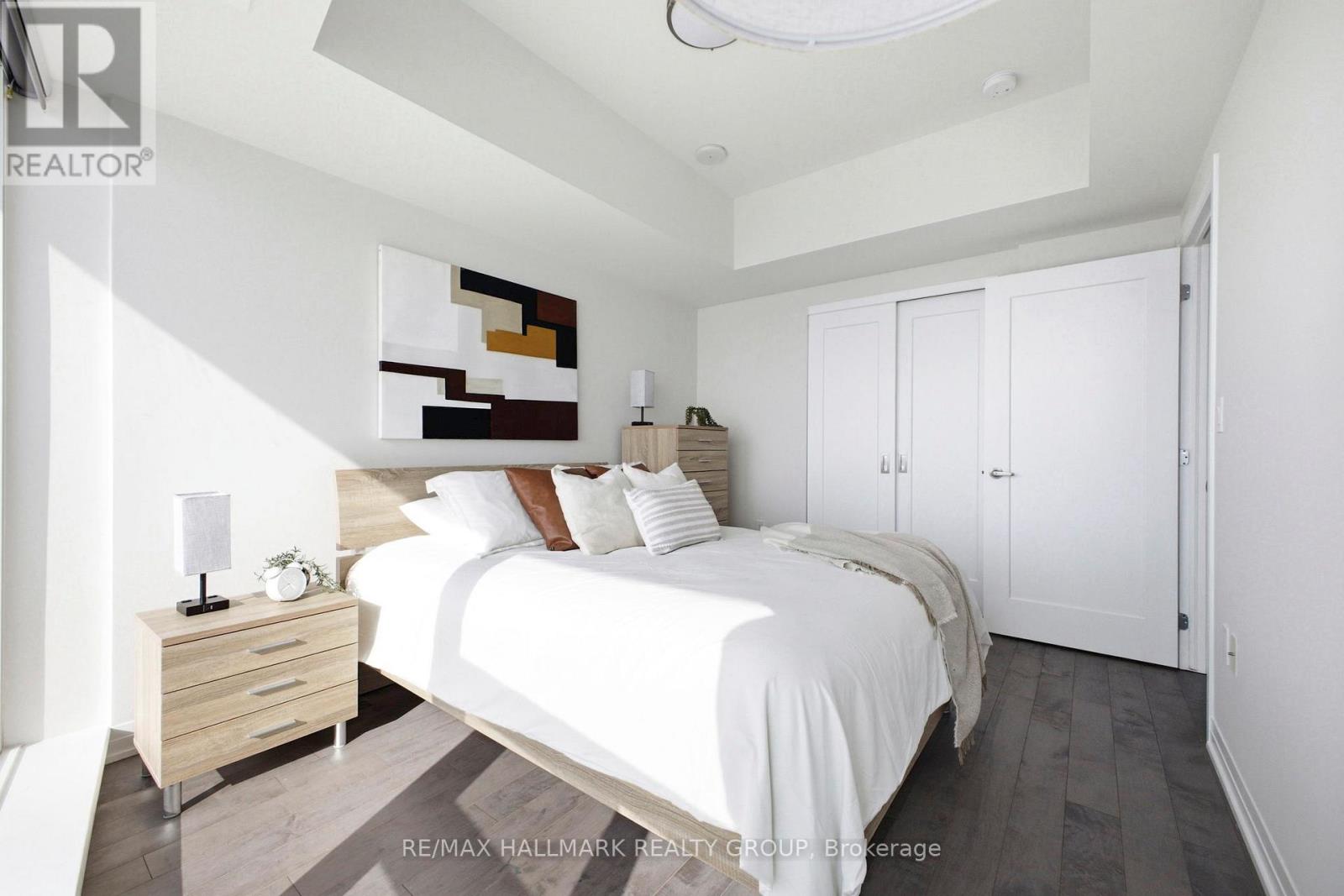 #3703 805 CARLING AVENUE - 27