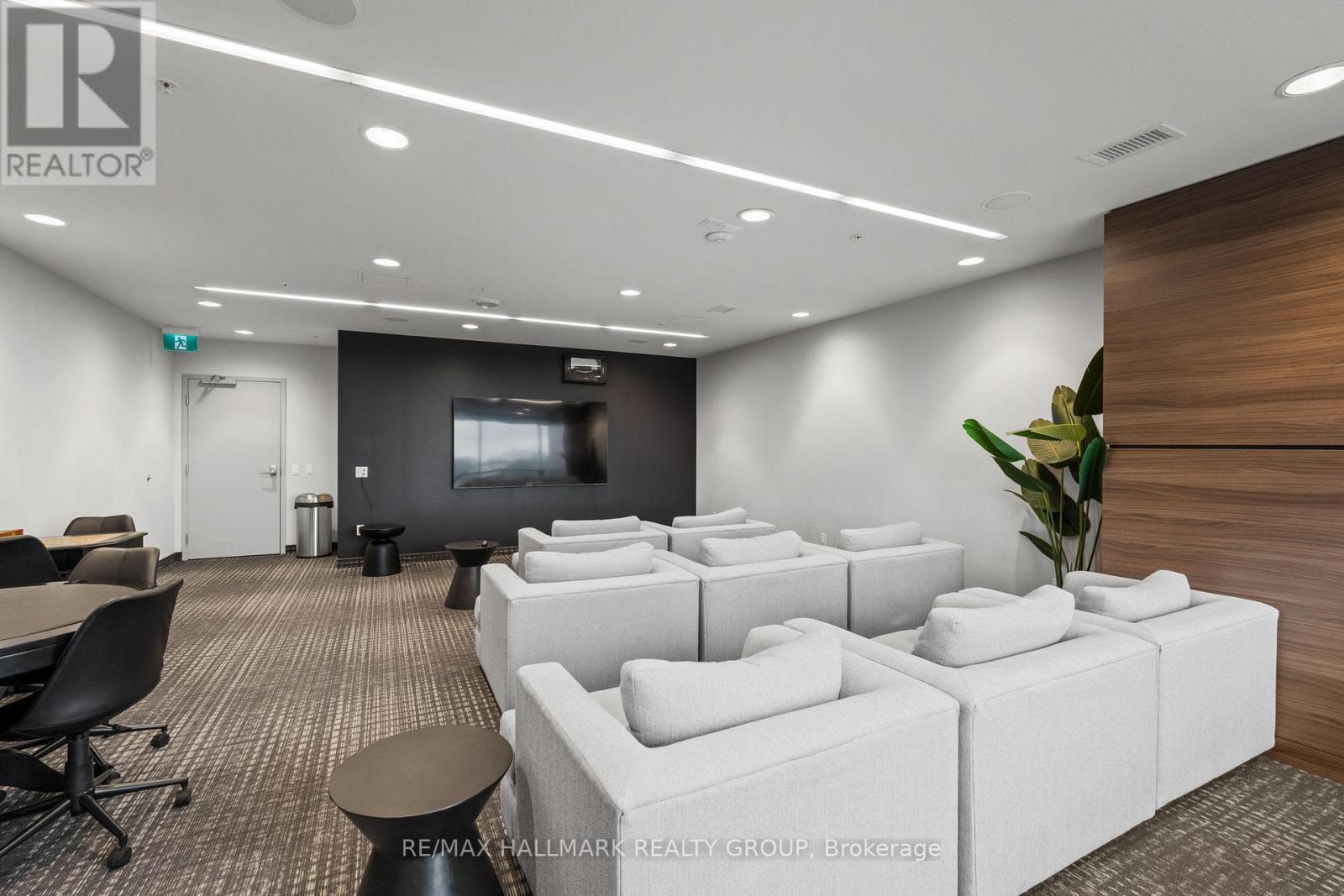 #3703 805 CARLING AVENUE - 39