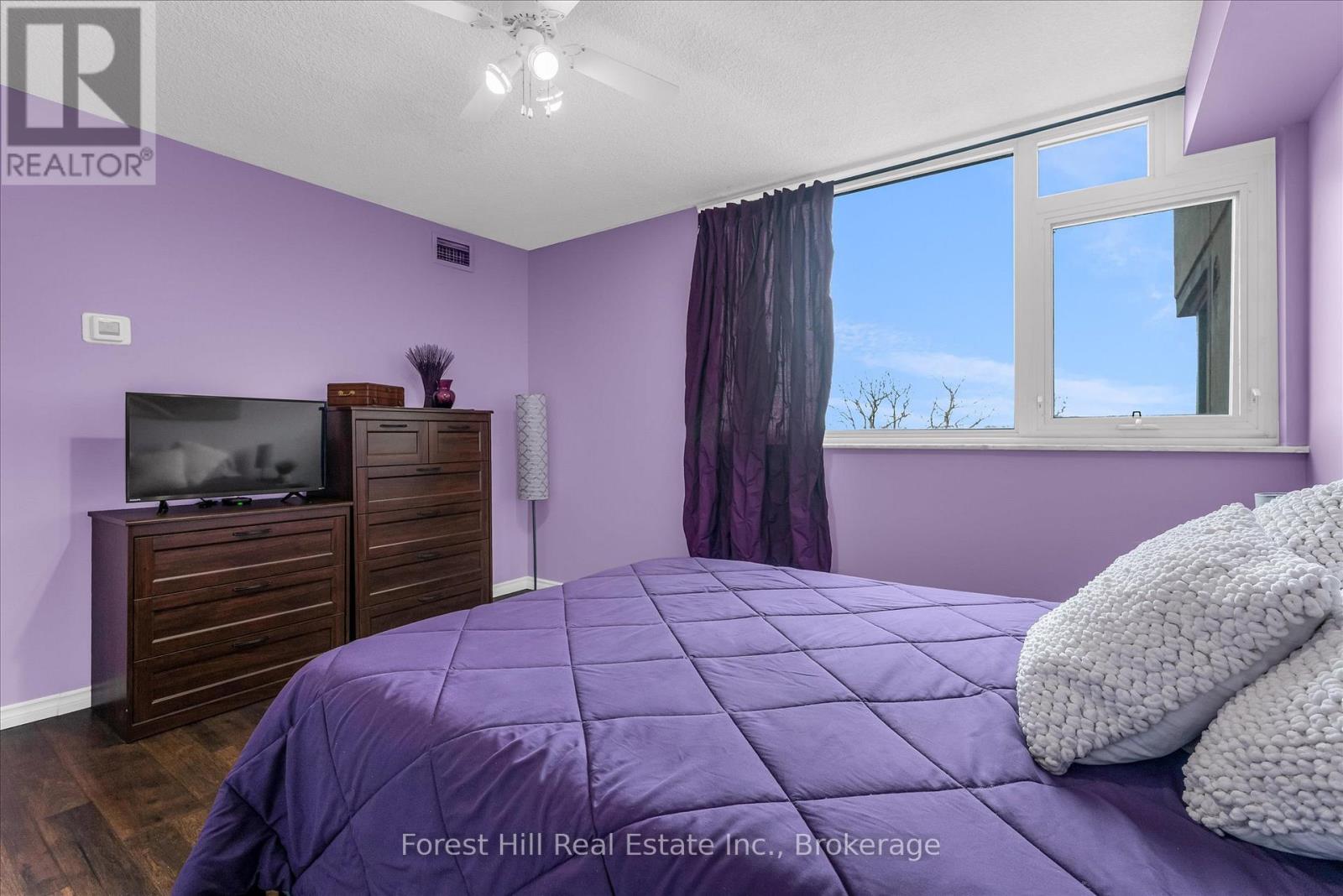 #502 20 SPEERS ROAD - 15