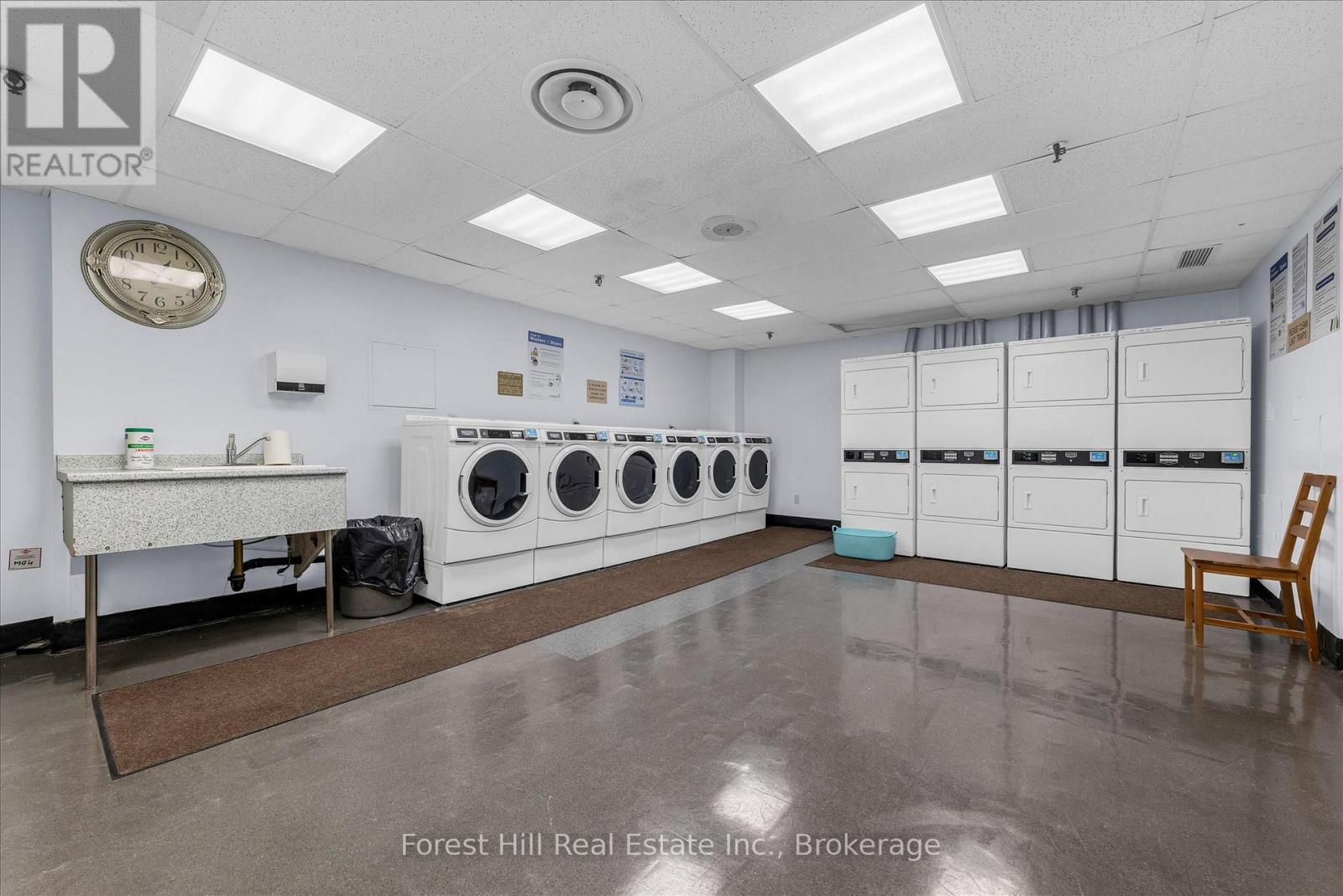 #502 20 SPEERS ROAD - 22