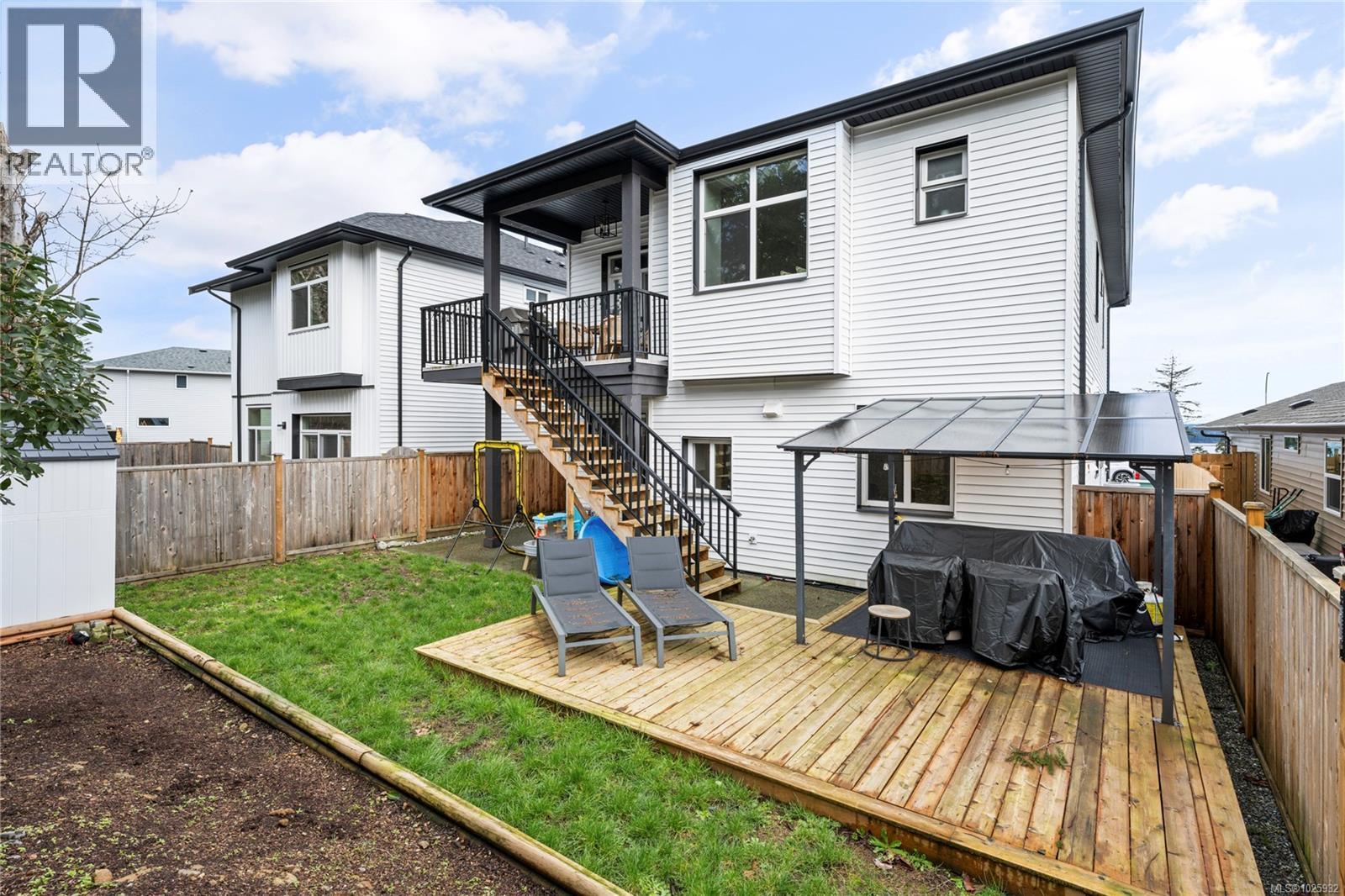 984 HARBOUR VIEW ST - 42