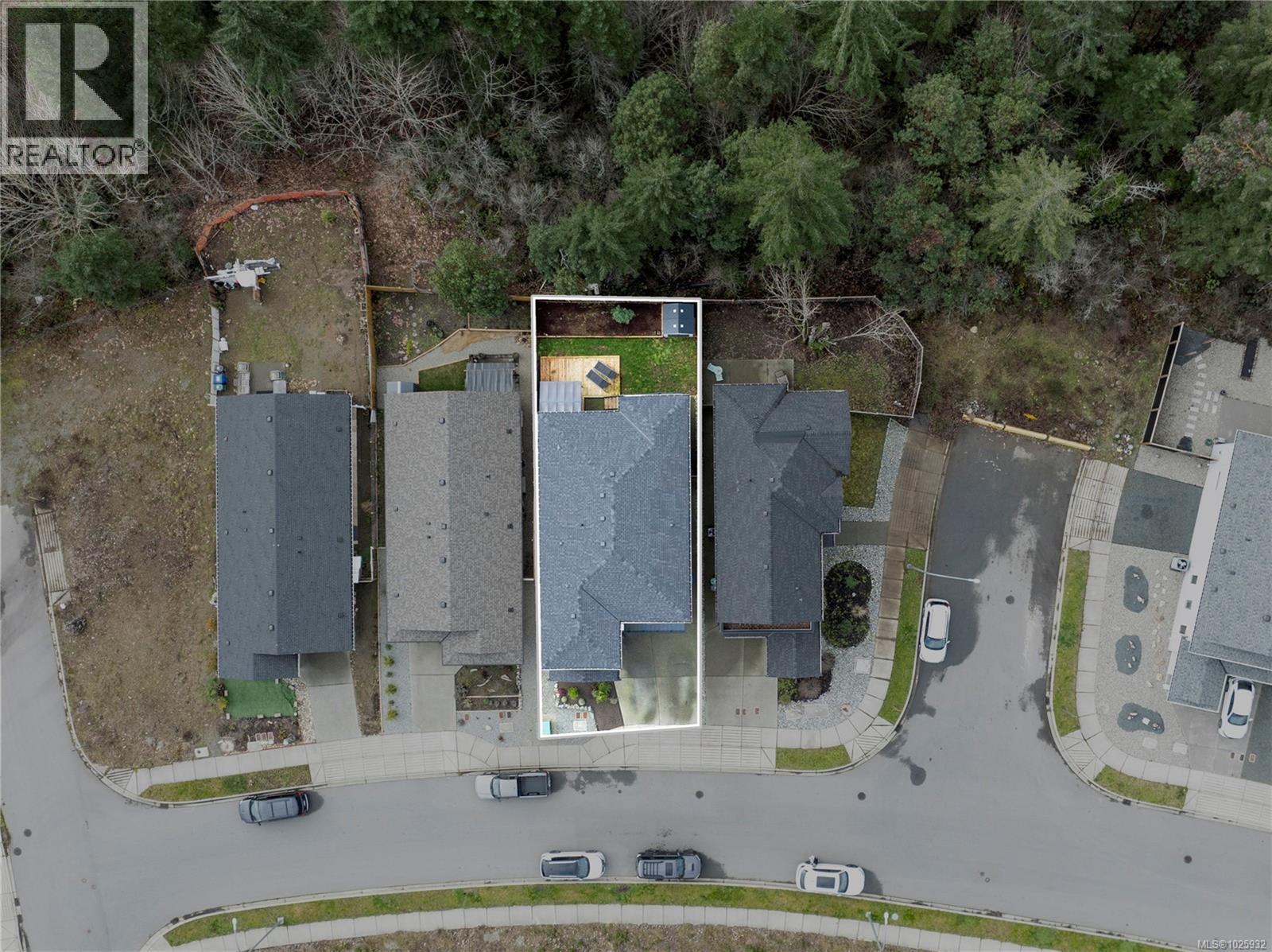 984 HARBOUR VIEW ST - 25