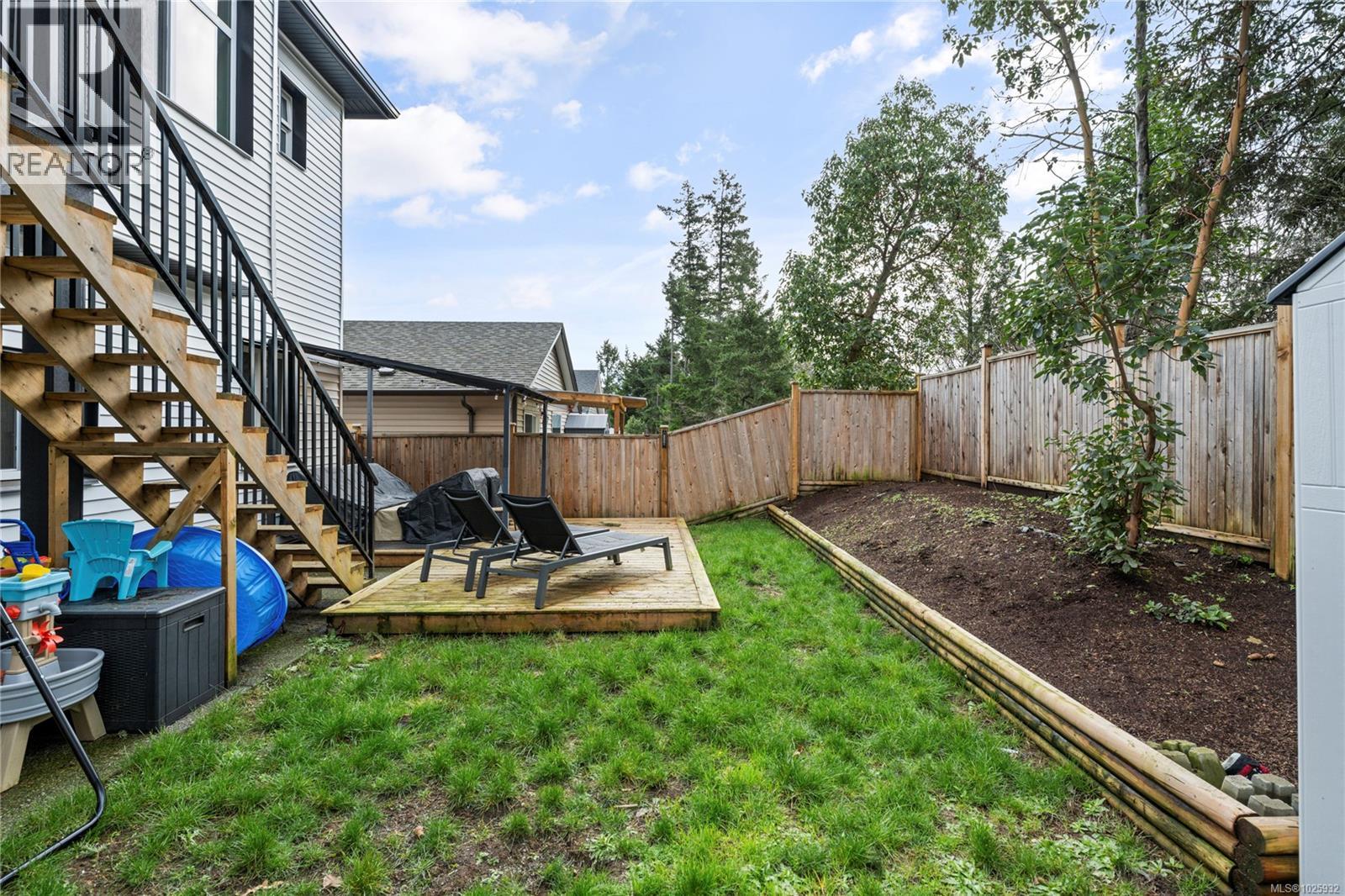 984 HARBOUR VIEW ST - 41