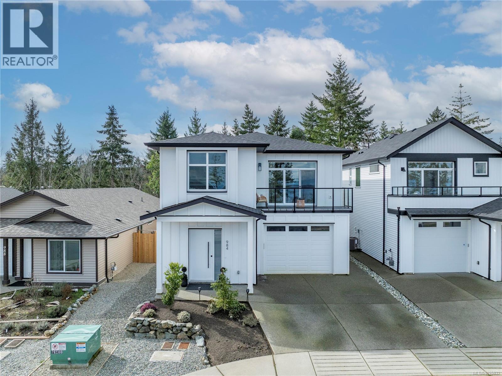 984 HARBOUR VIEW ST - 47