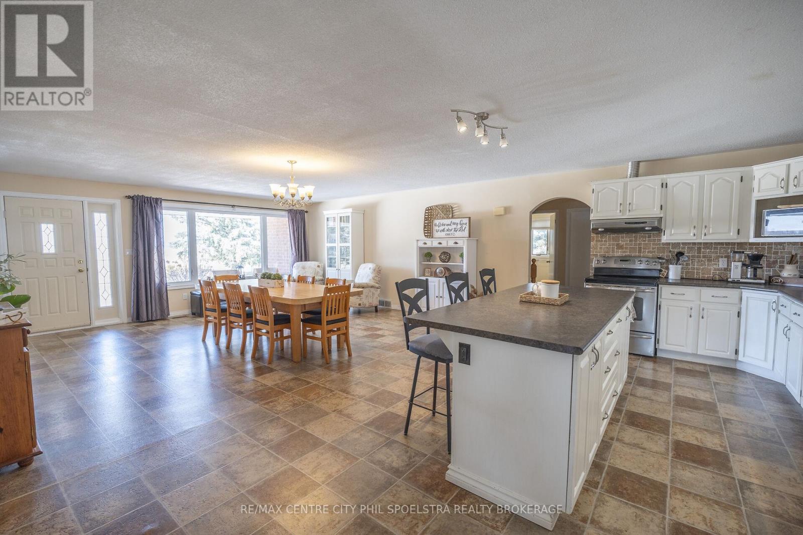 5029 FALCONBRIDGE DRIVE Property Photo