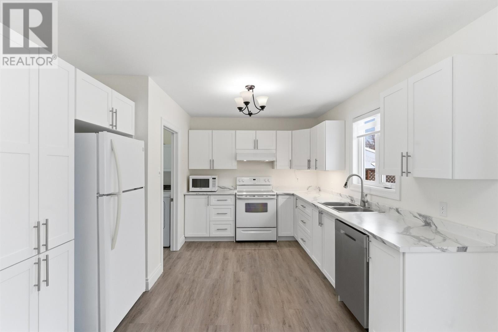 24 Ireland Drive - 19