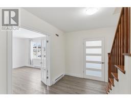24 Ireland Drive thumbnail 12