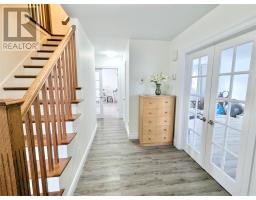24 Ireland Drive thumbnail 13