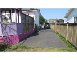 24 Ireland Drive thumbnail 6