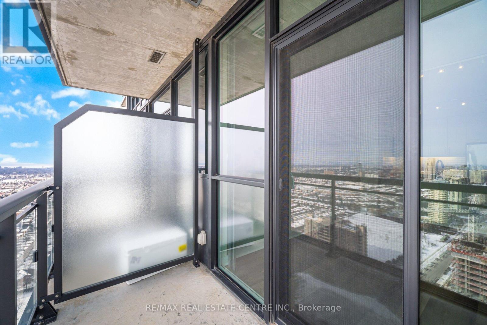 #2910 3975 GRAND PARK DRIVE - 33