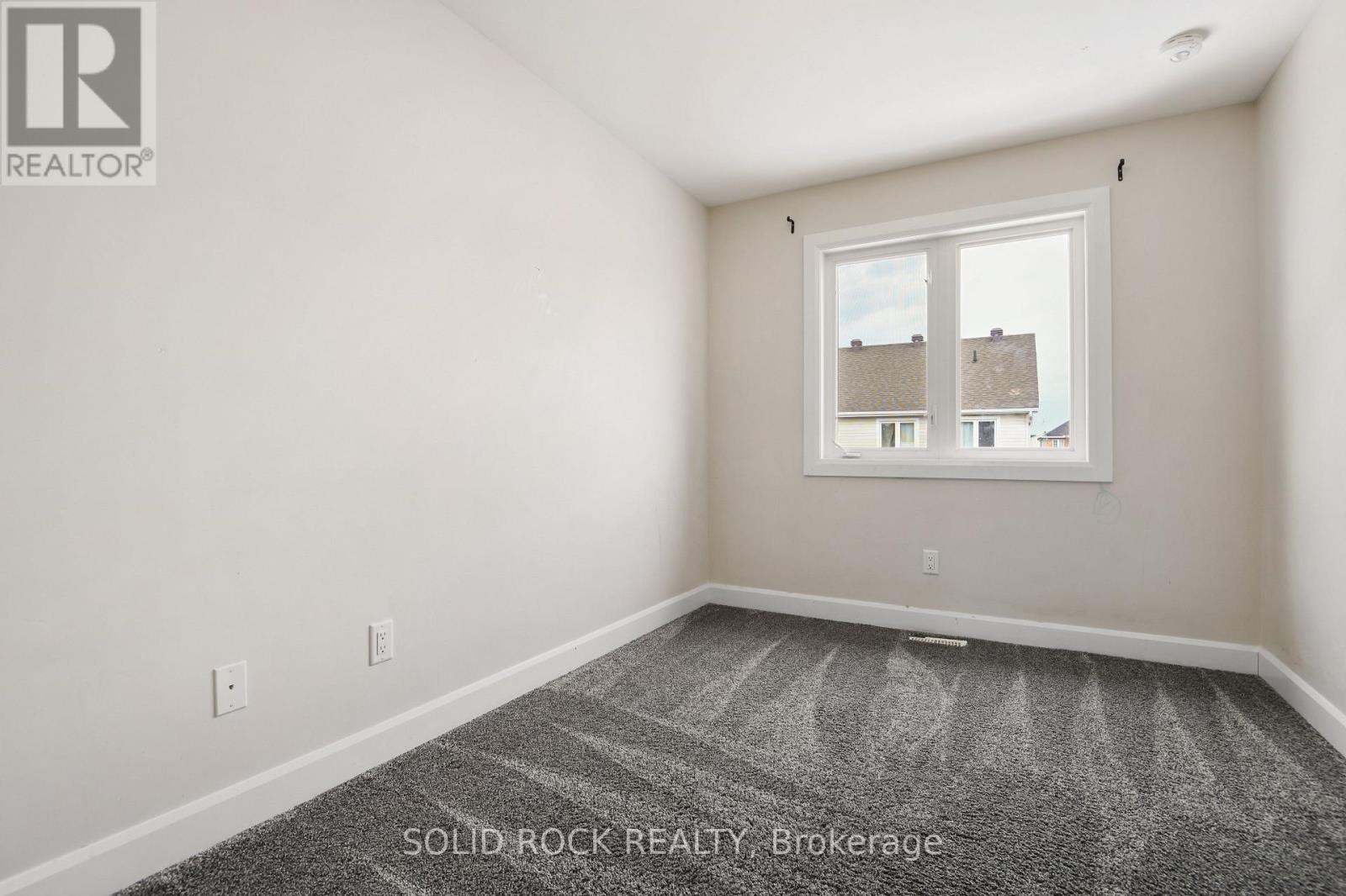 208 BERT HALL STREET - 26