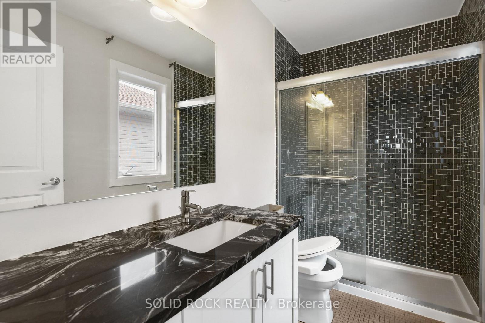 208 BERT HALL STREET, Arnprior, Ontario