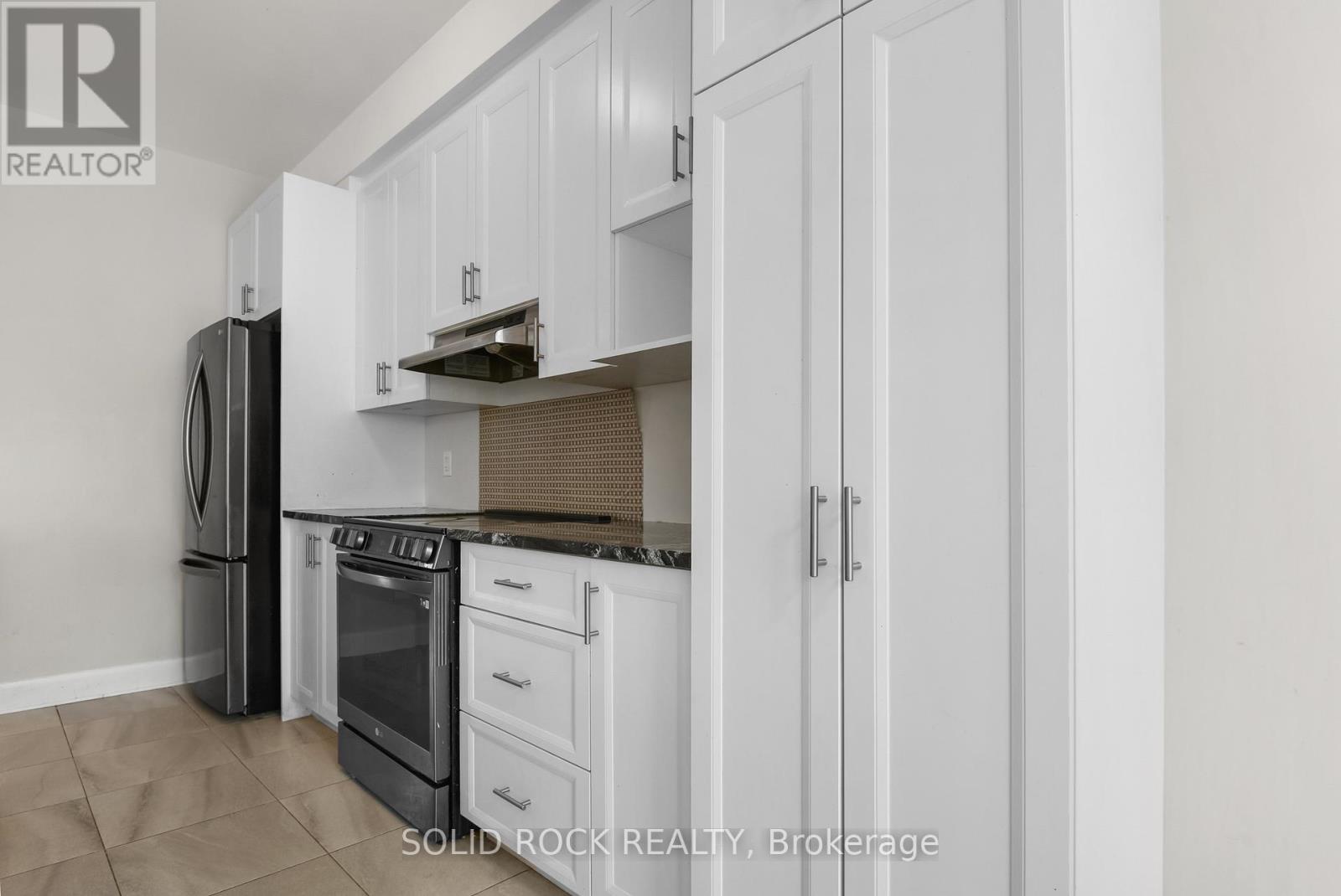 208 BERT HALL STREET - 14