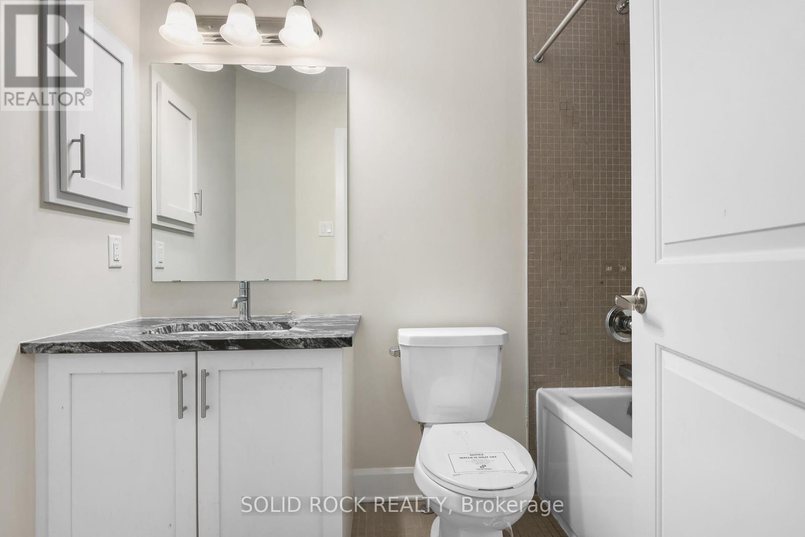 208 BERT HALL STREET - 27