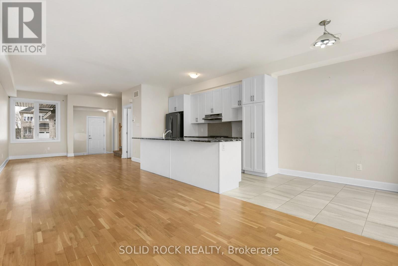 208 BERT HALL STREET - 5
