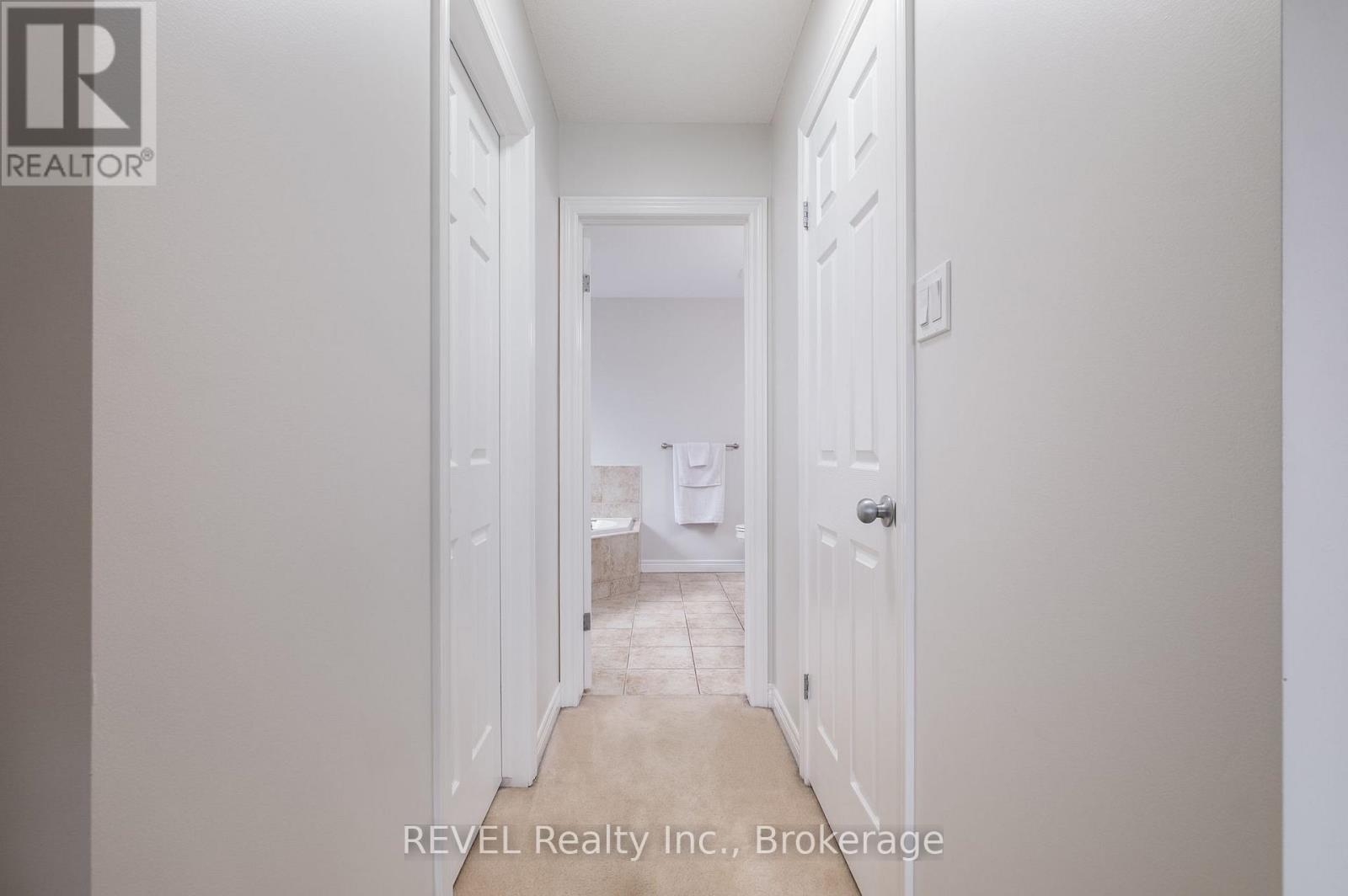 29 SPRINGBREEZE HEIGHTS — photo 33