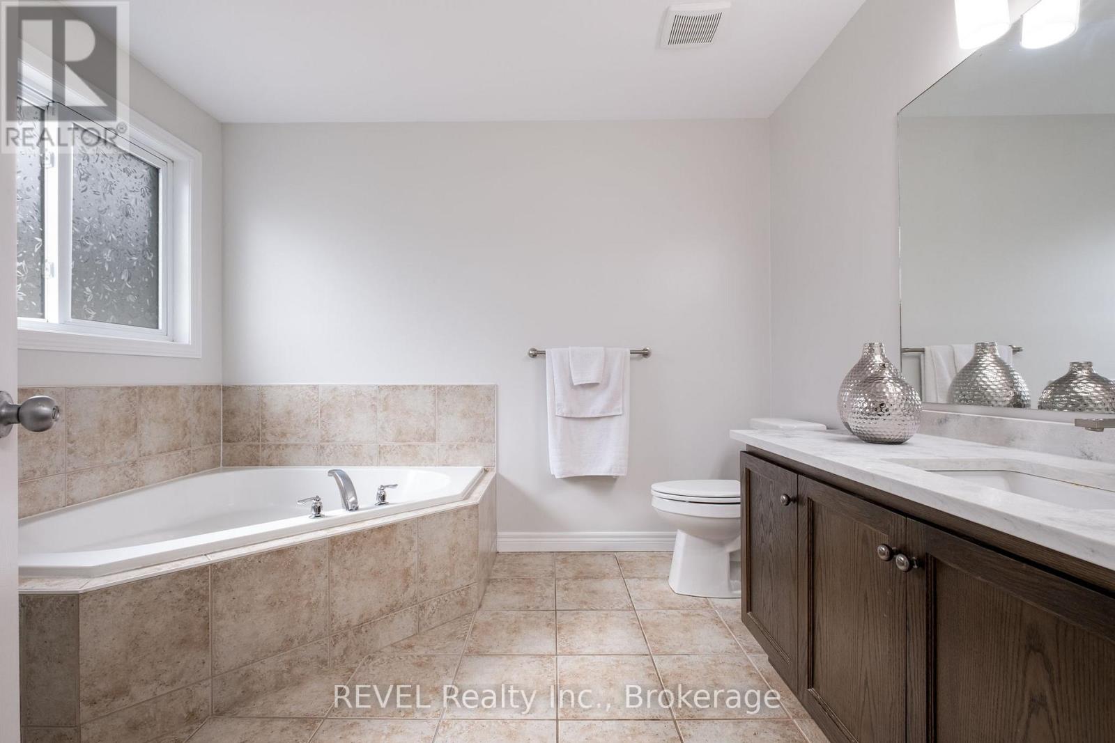29 SPRINGBREEZE HEIGHTS — photo 34