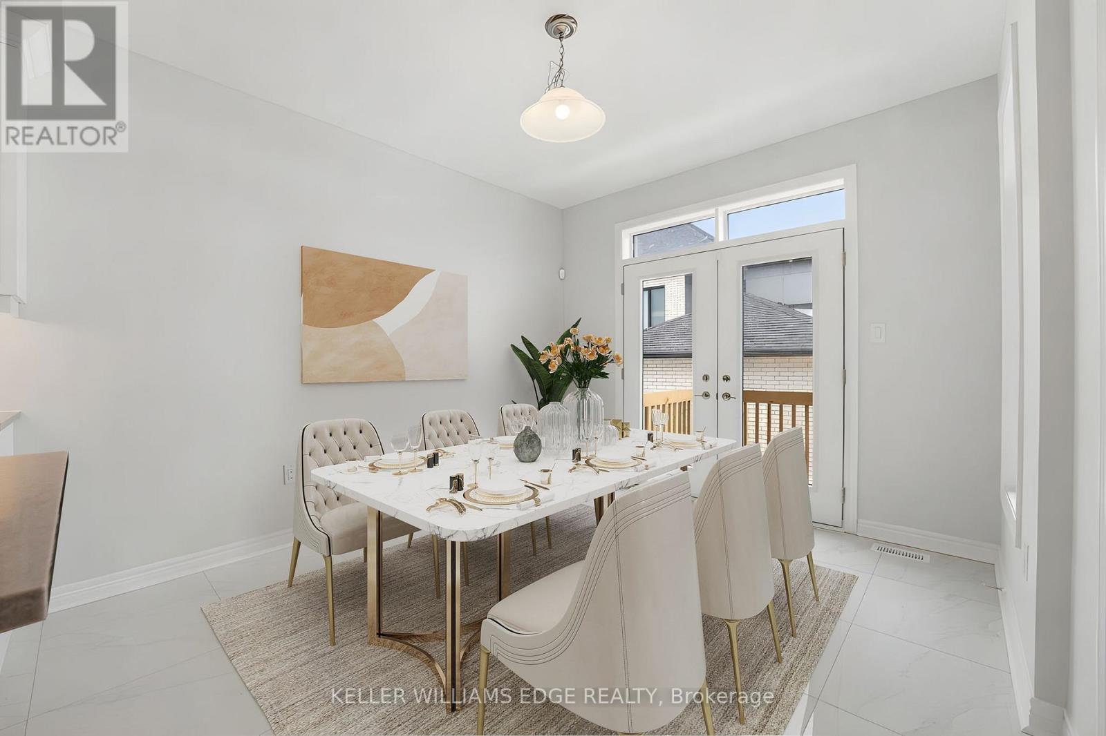 132 SETTLERS ROAD E - 12