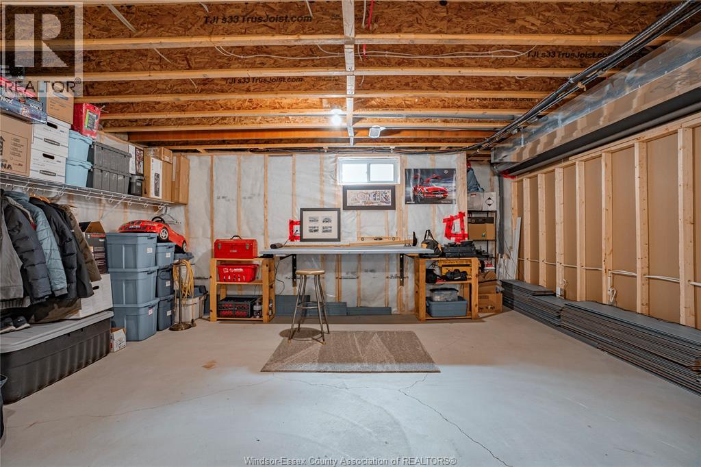 295 CRYSTAL BAY DRIVE, Amherstburg, Ontario, N9V4A6 — Photo 3