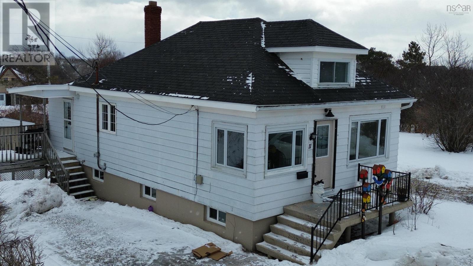 Property 2 of 44 of 11 James Street