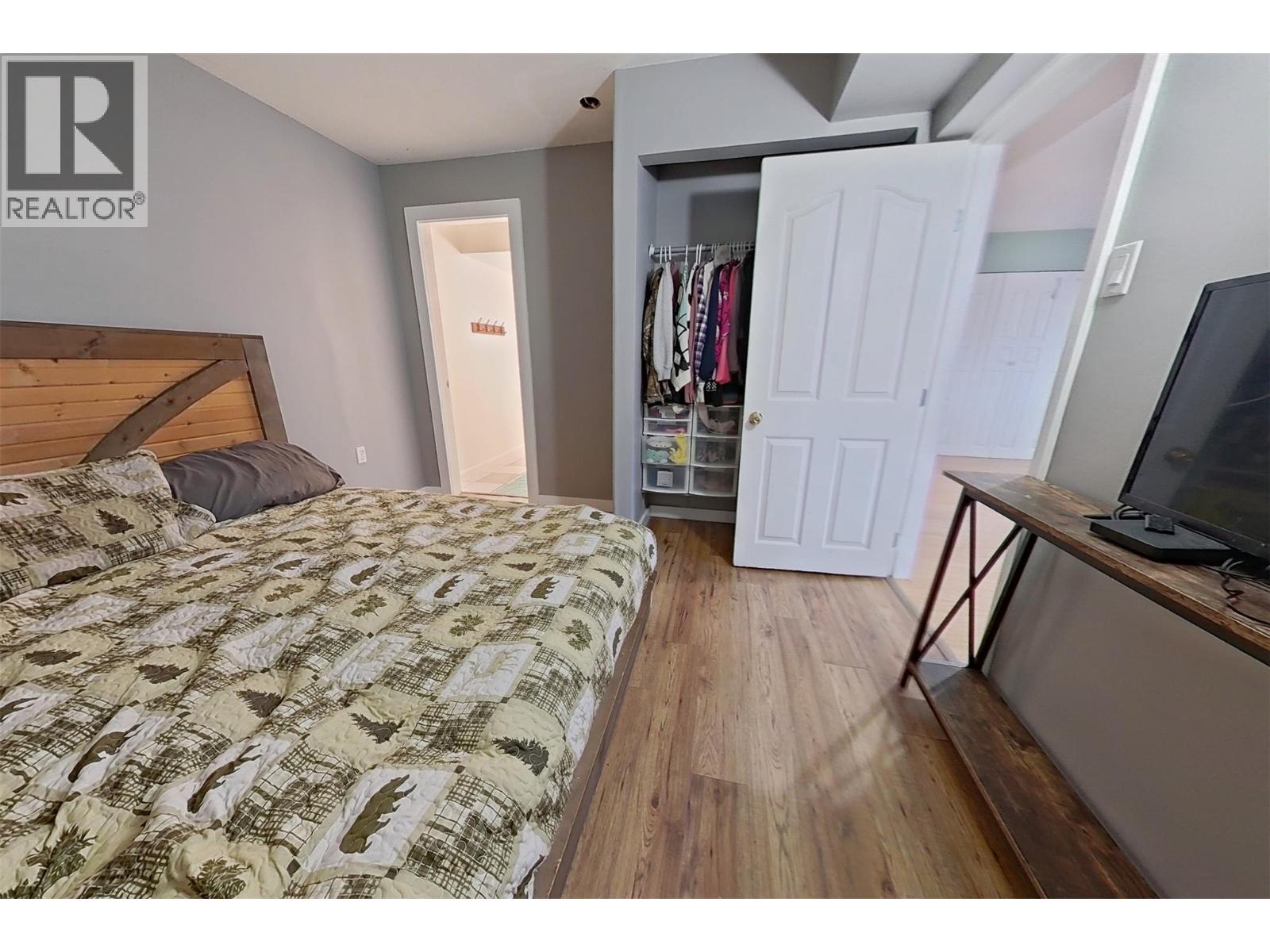 1530 21 Highway, Creston