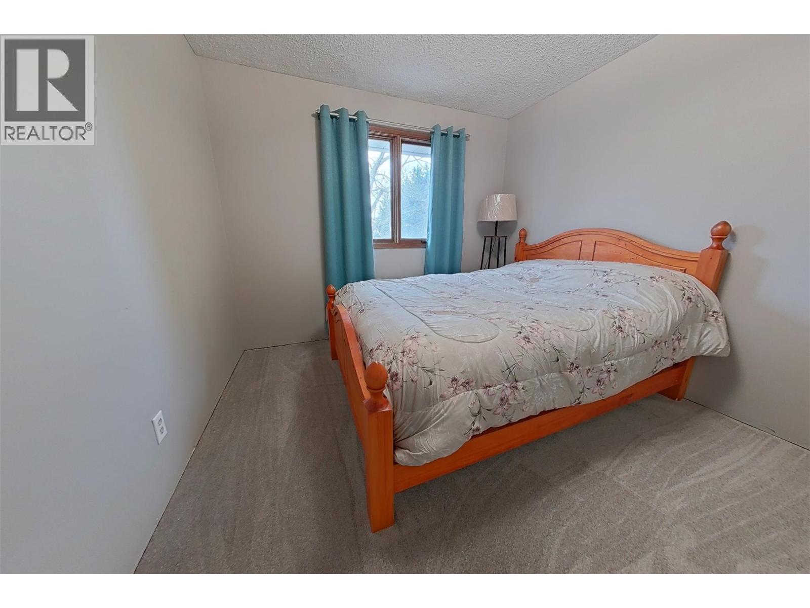 1530 21 Highway, Creston