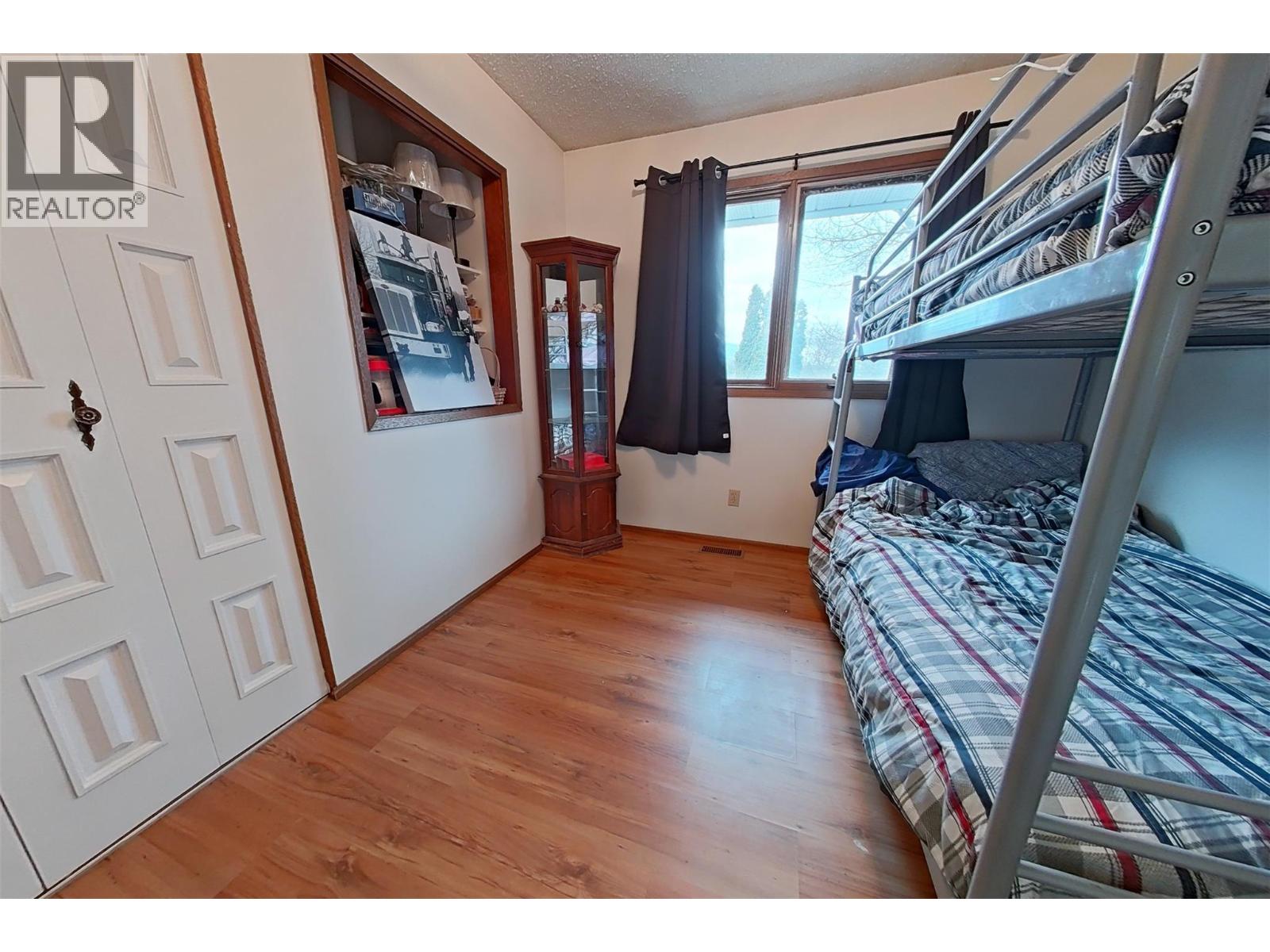 1530 21 Highway, Creston