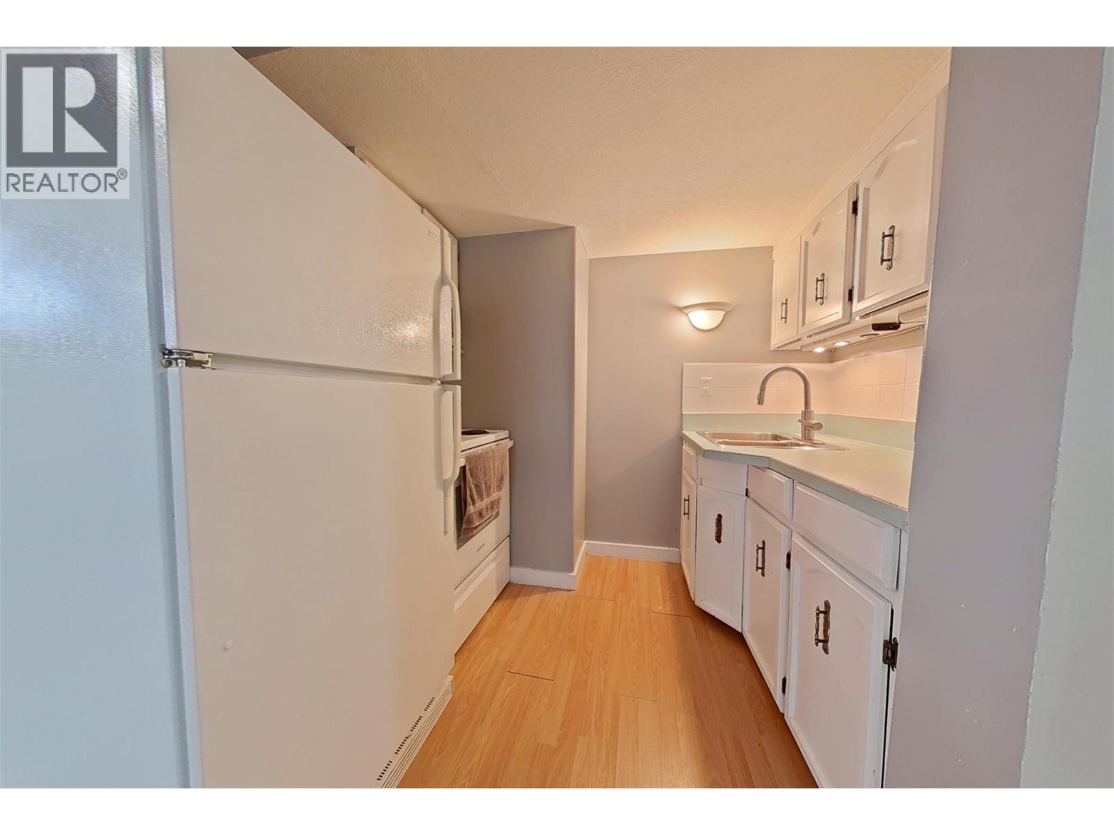 1530 21 Highway, Creston