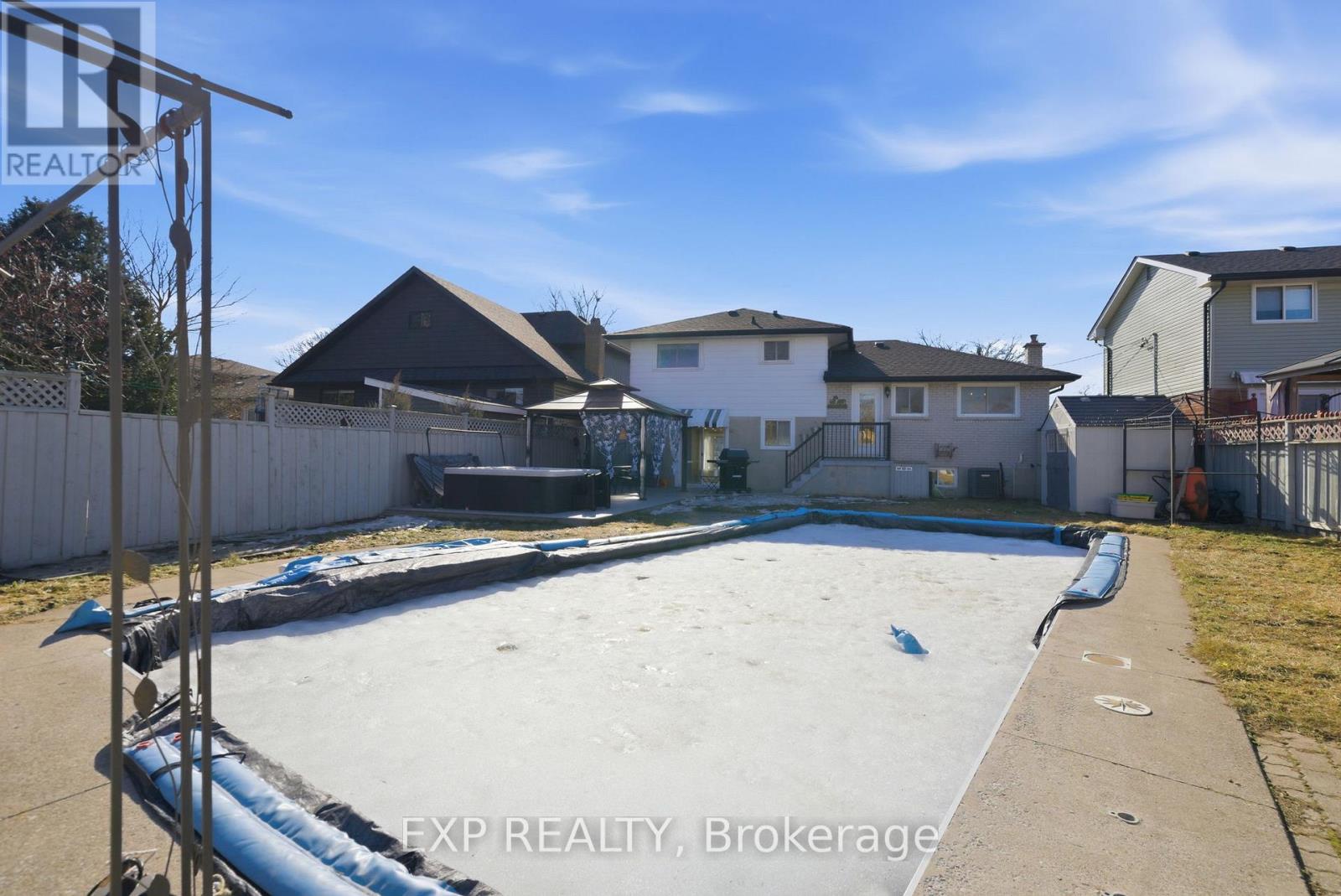 624 BAYFIELD COURT — photo 36