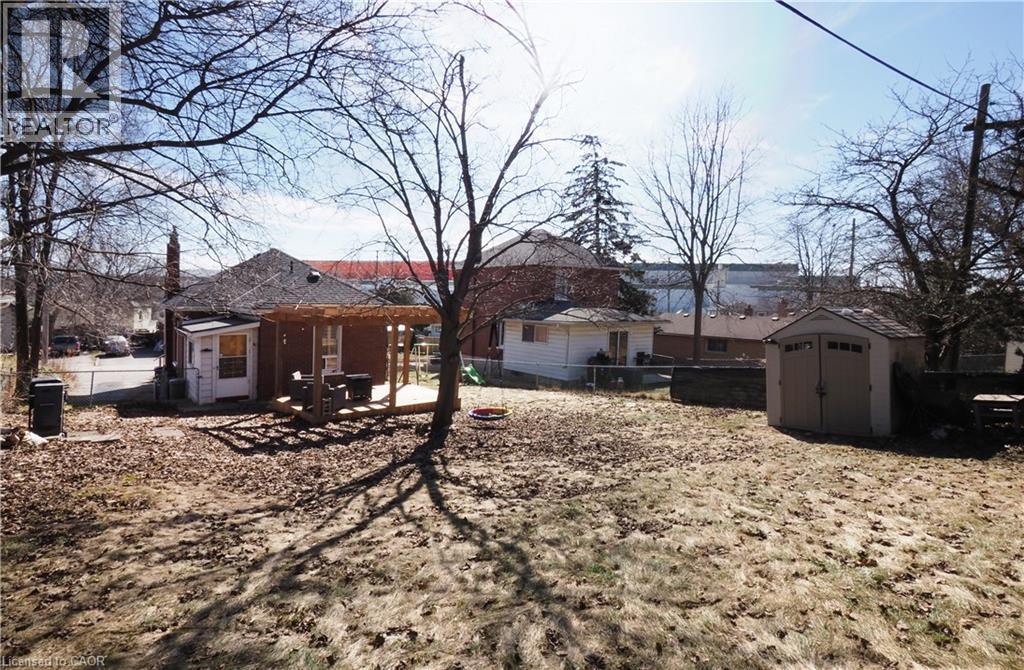 19 PAISLEY HEIGHTS - 45
