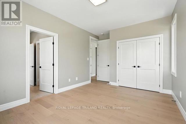 4203 LIBERTY CROSSING, London South (South V), Ontario