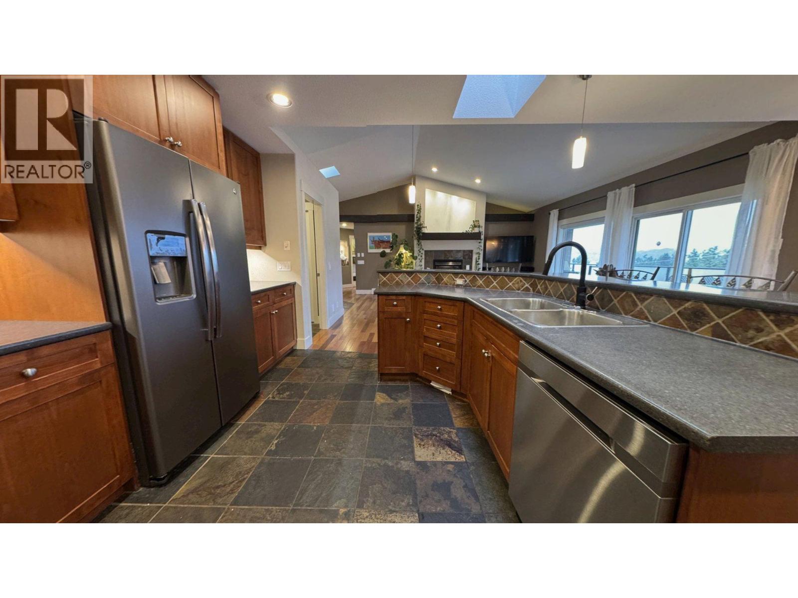  3266 Merlot Court, West Kelowna