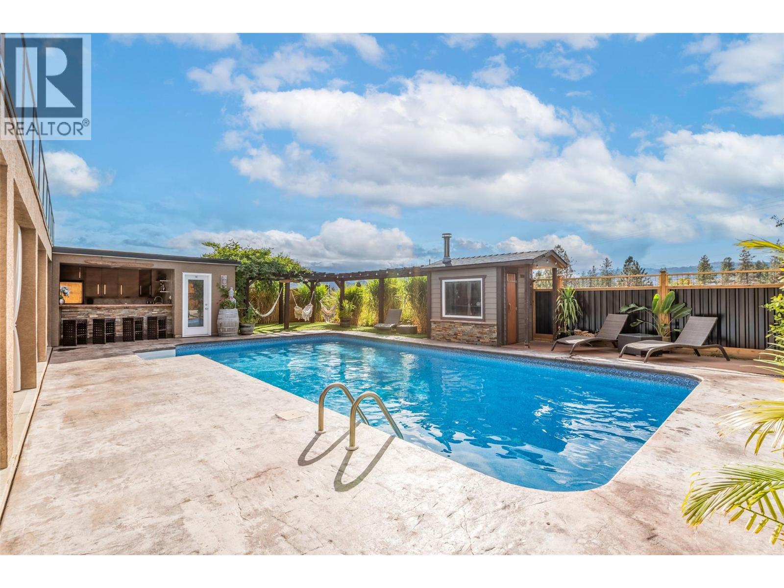  3266 Merlot Court, West Kelowna