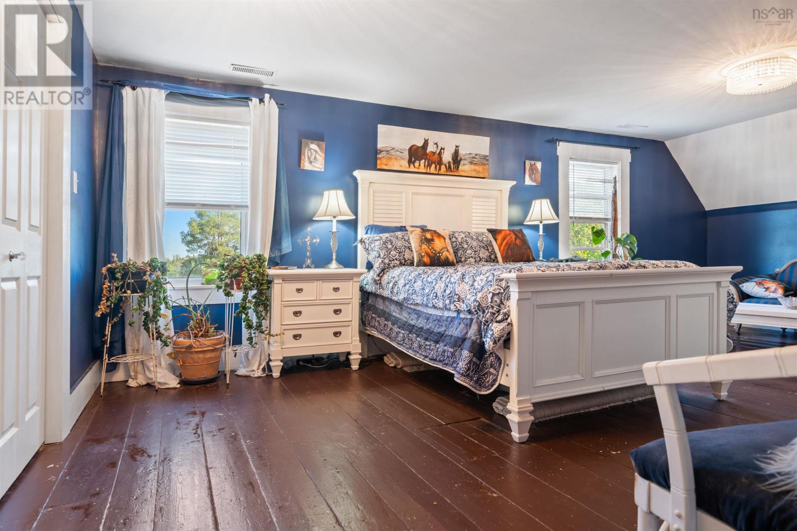 Property 26 of 49 of 187 Highway 302