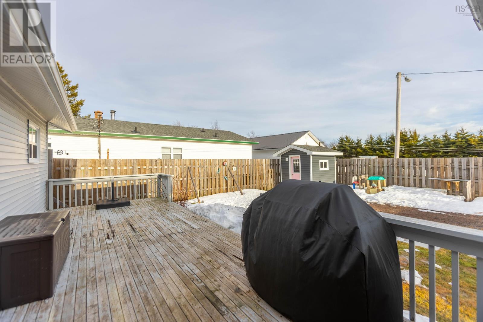 Property 43 of 48 of 3 Gilroy Street