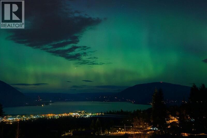 1021 17 Avenue SE, Salmon Arm