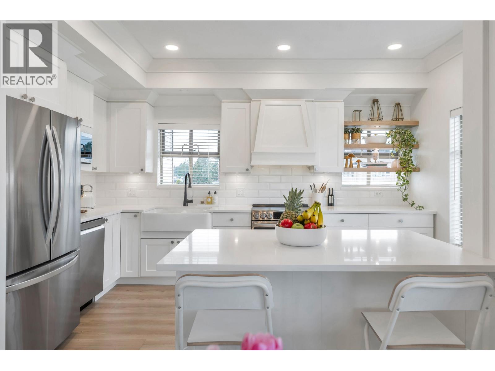 #301-1118 55 Street, Delta