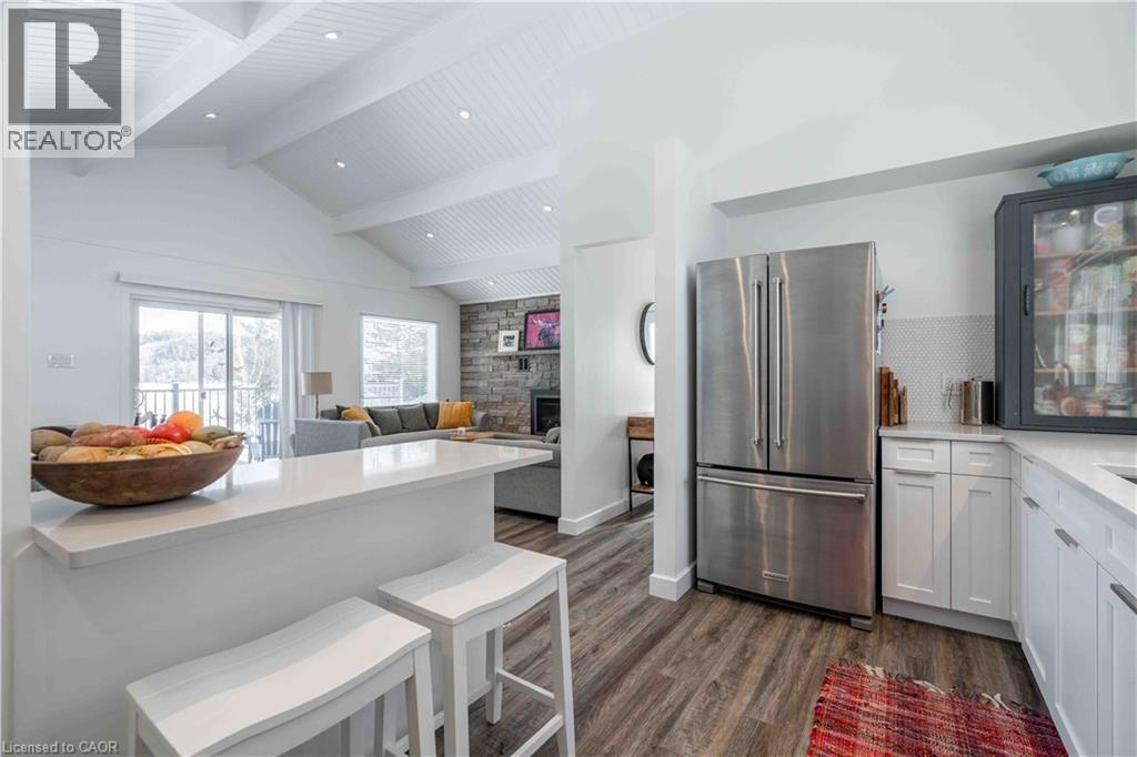 1056 INAWENDAWIN Road - 19