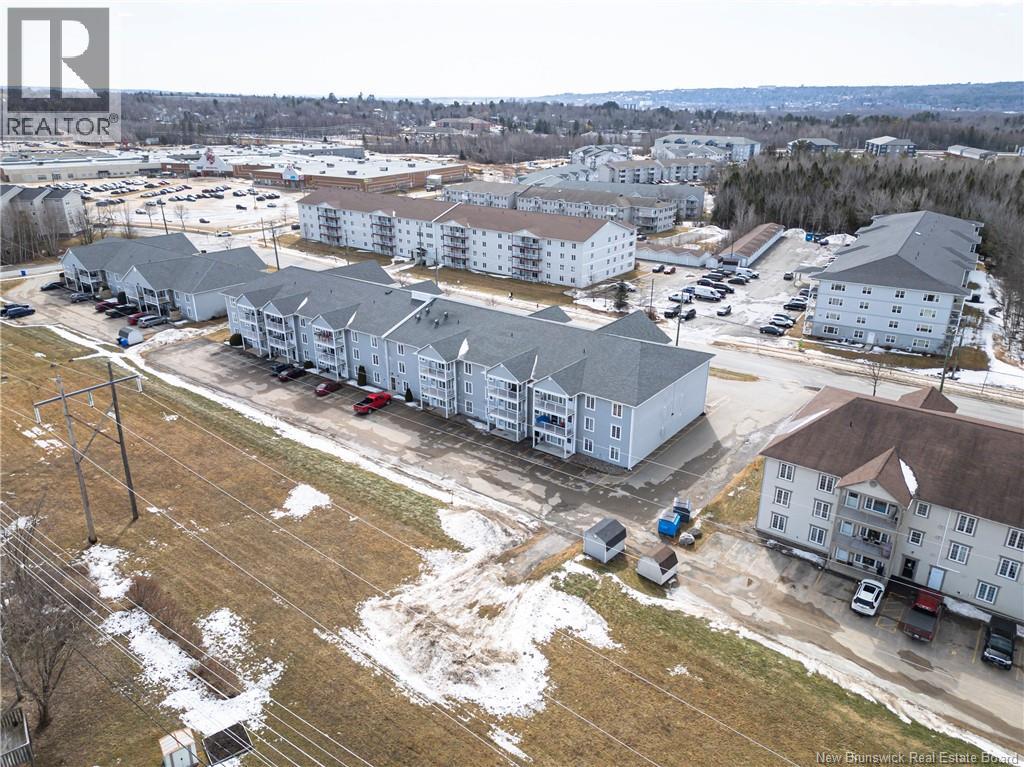 #8 185 REYNOLDS STREET - 31