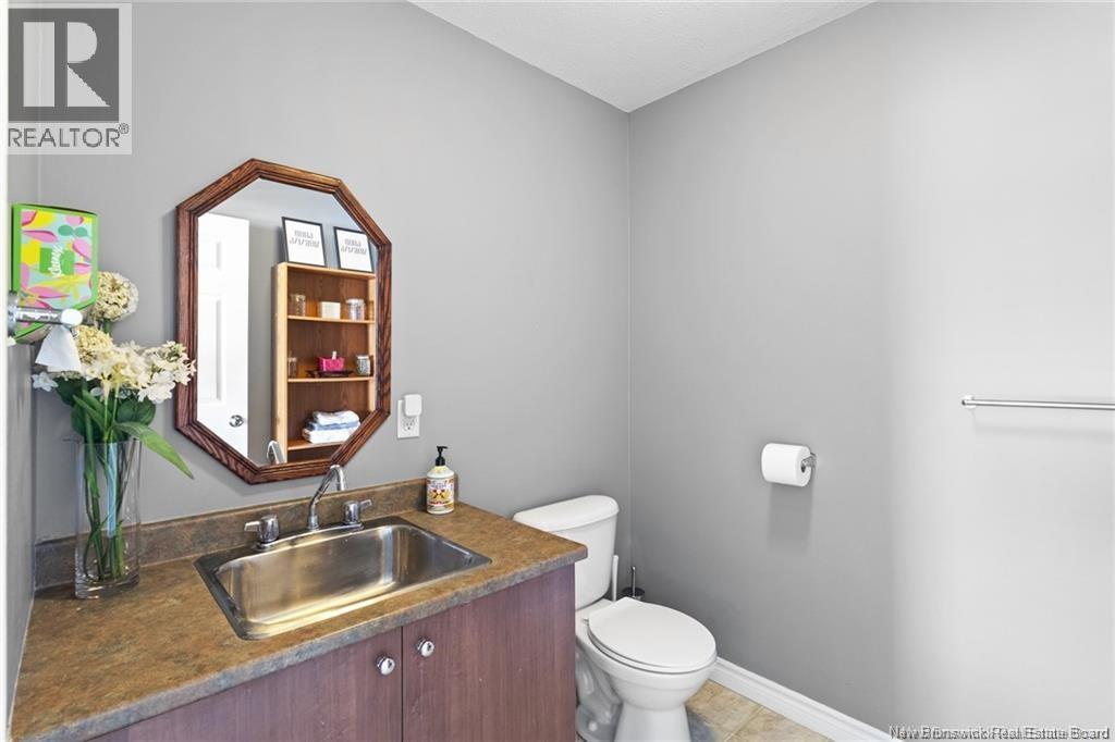 #8 185 REYNOLDS STREET - 26