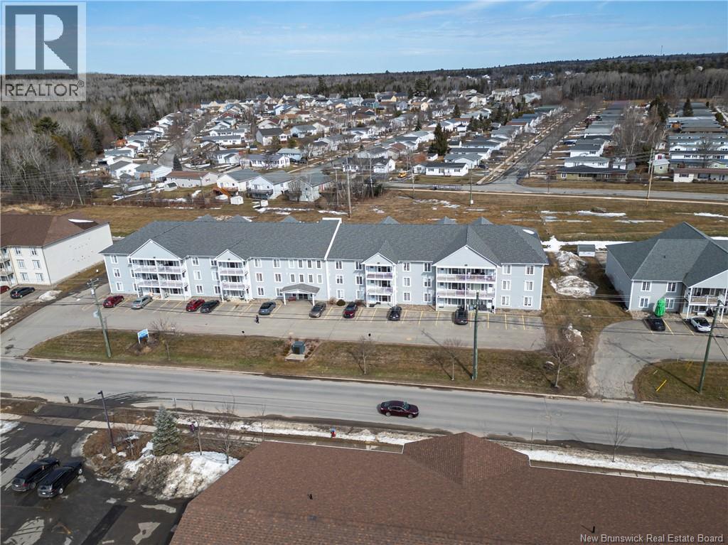 #8 185 REYNOLDS STREET - 30